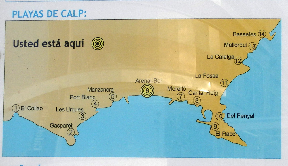 Пляжи Кальпе: фото со стенда информации на пляже Arenal-Bol